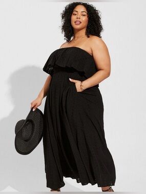 Torrid Maxi Dress Womens 3XL Black Strapless Eyelet Ruffle Smocked Pocket Lined